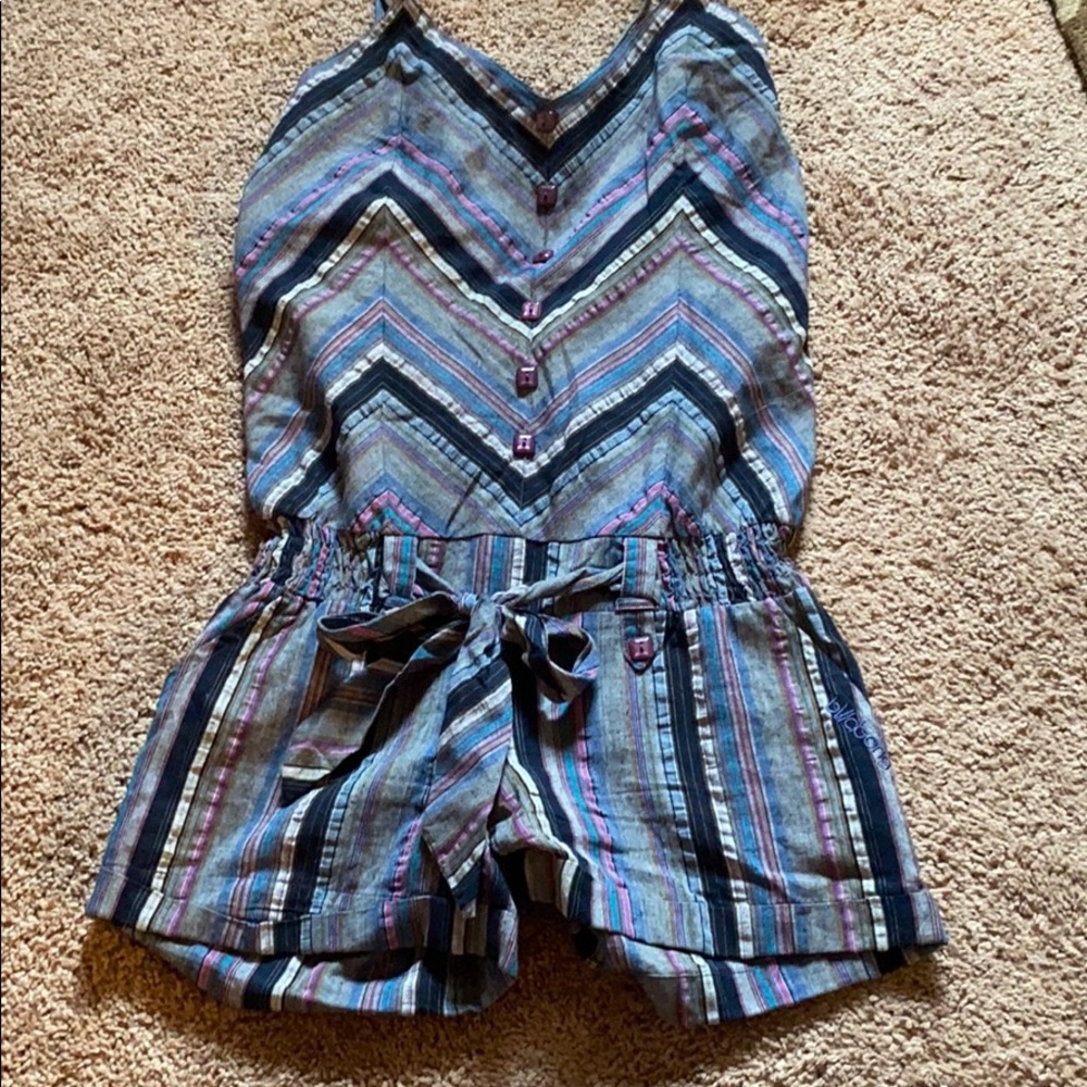 NEW 💜 BILLABONG ROMPER